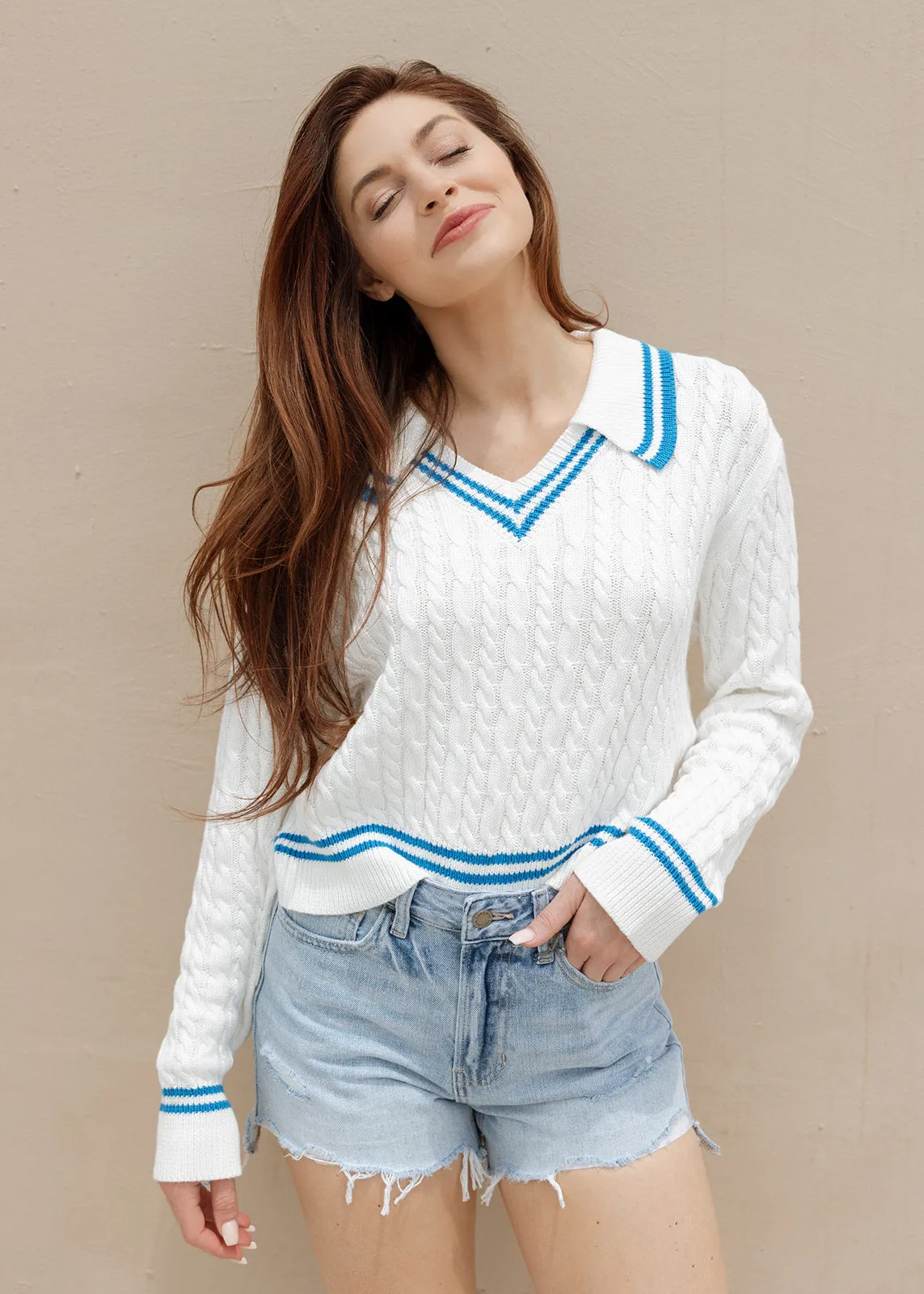 Alicia White & Blue Lightweight Sweater