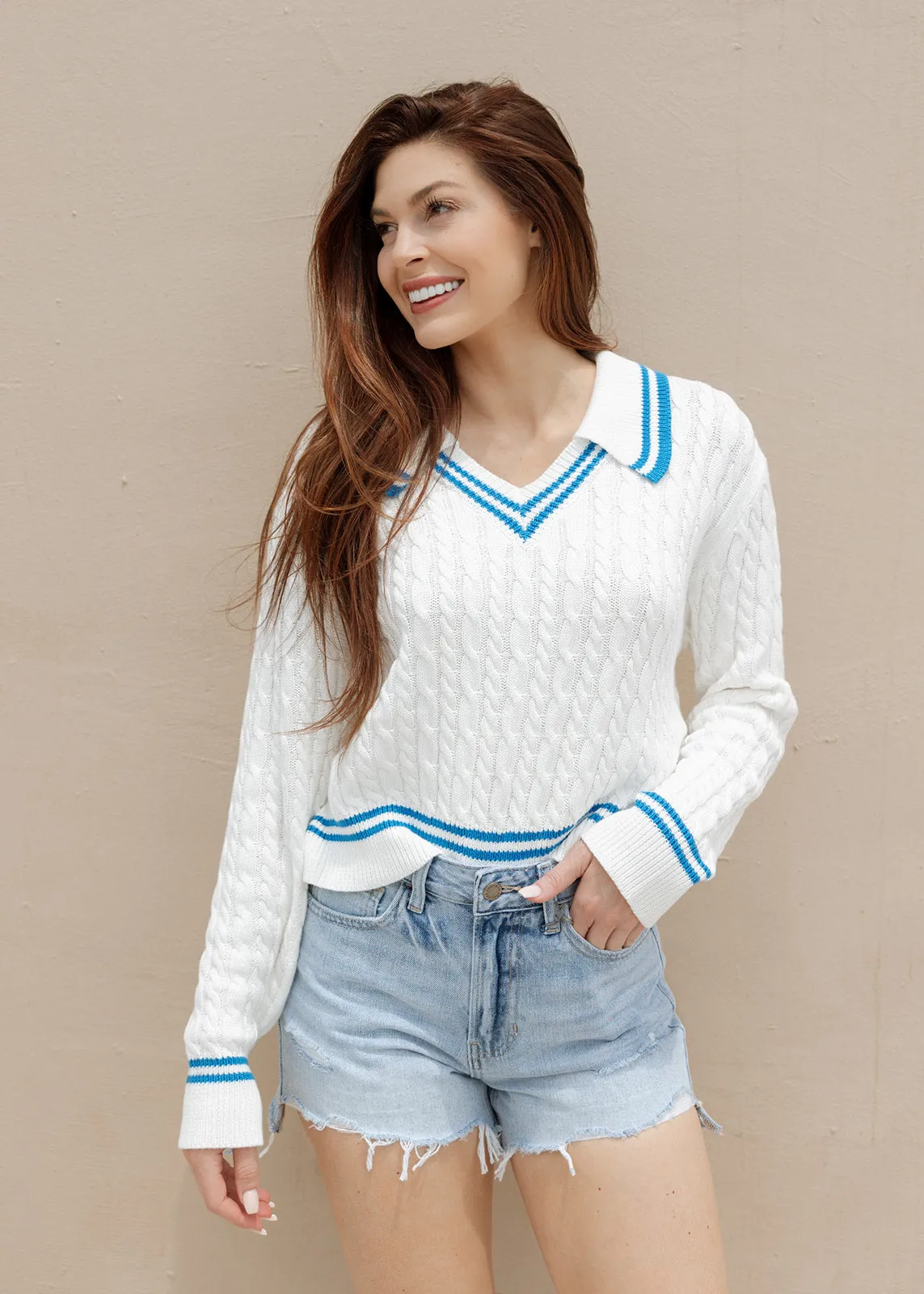 Alicia White & Blue Lightweight Sweater