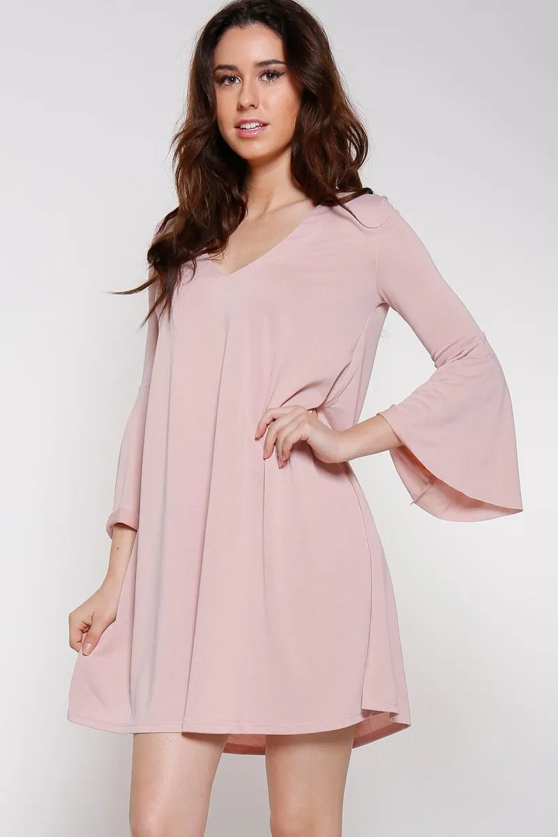 BELL SLEEVE DEEP V SHIFT DRESS